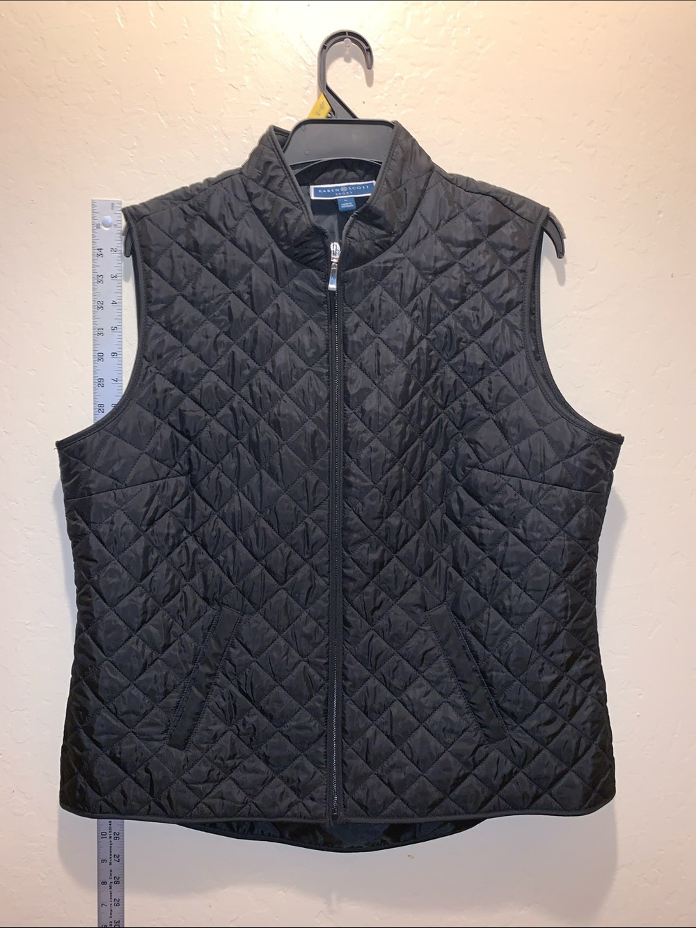 Karen Scott Black Quilted Zip Vest